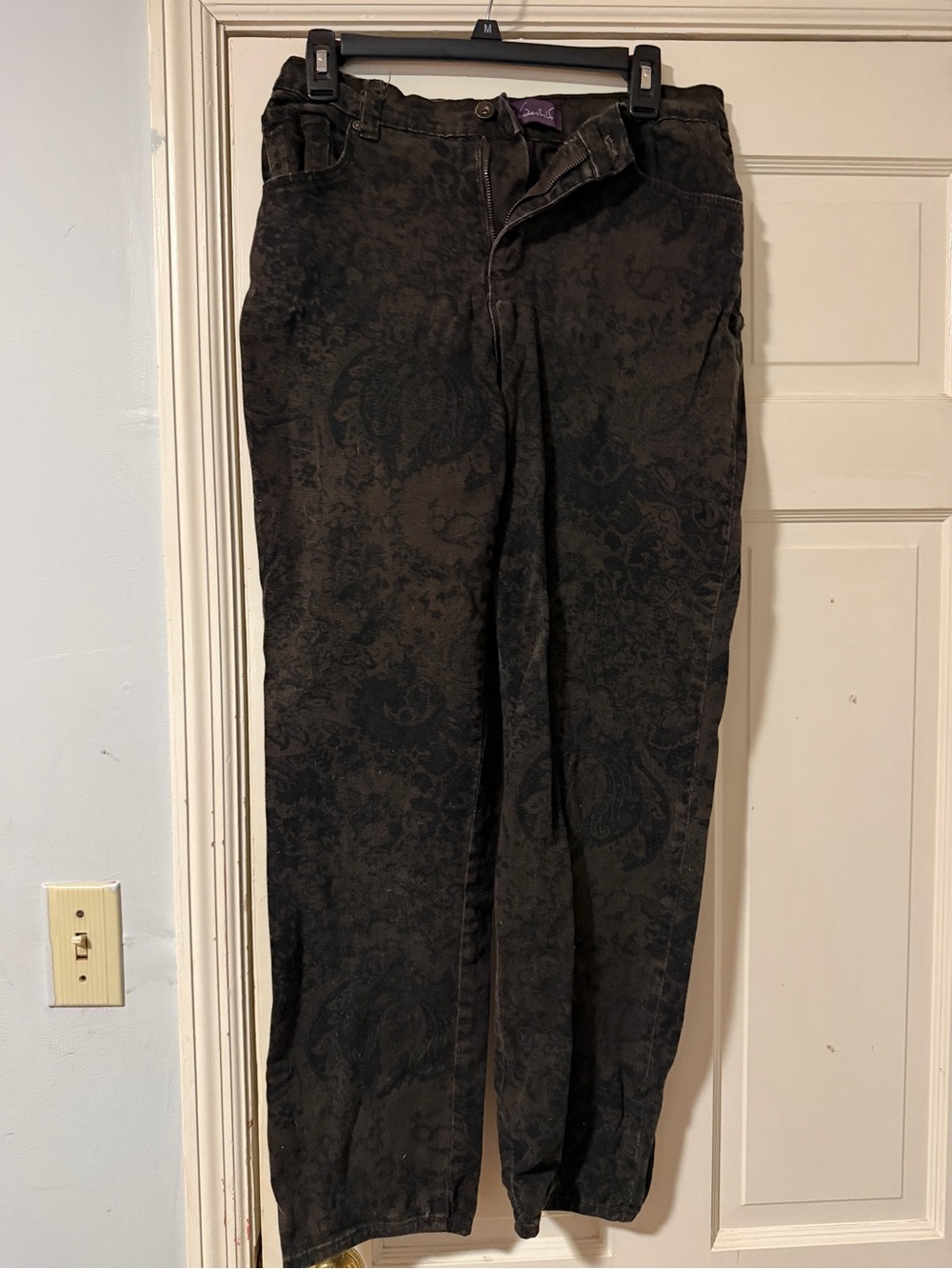 Women’s Black Patterned Casual Pants